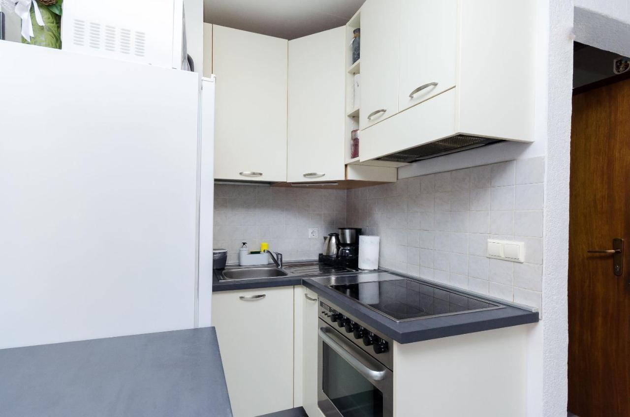 Apartment Mare Върсар Екстериор снимка